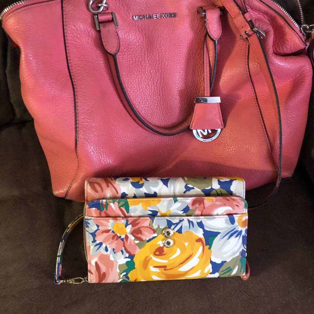 Mk purse